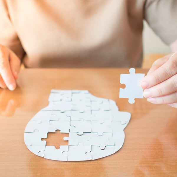 Imagen: Curso internacional en novedades terapéuticas en la enfermedad de Alzheimer