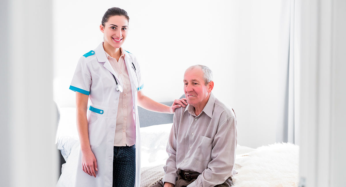 Foto de: Diplomado universitario internacional en cuidados domiciliarios para TCAE